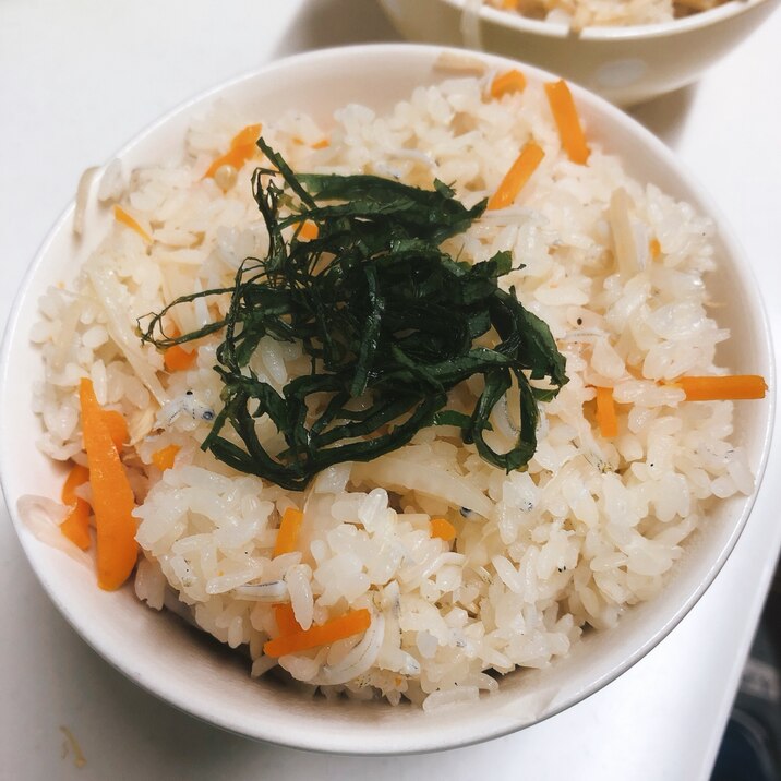 しらすと大葉の炊き込みご飯